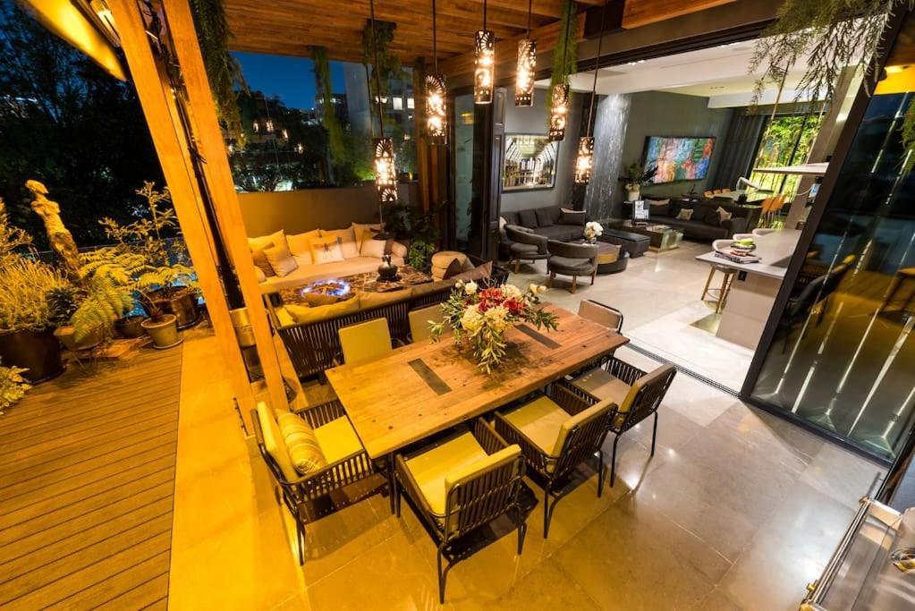Luxurious Penthouse Oasis Mexico